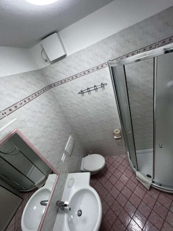 Apartment Cornicello With Pool By Glam Bardolino Eksteriør billede